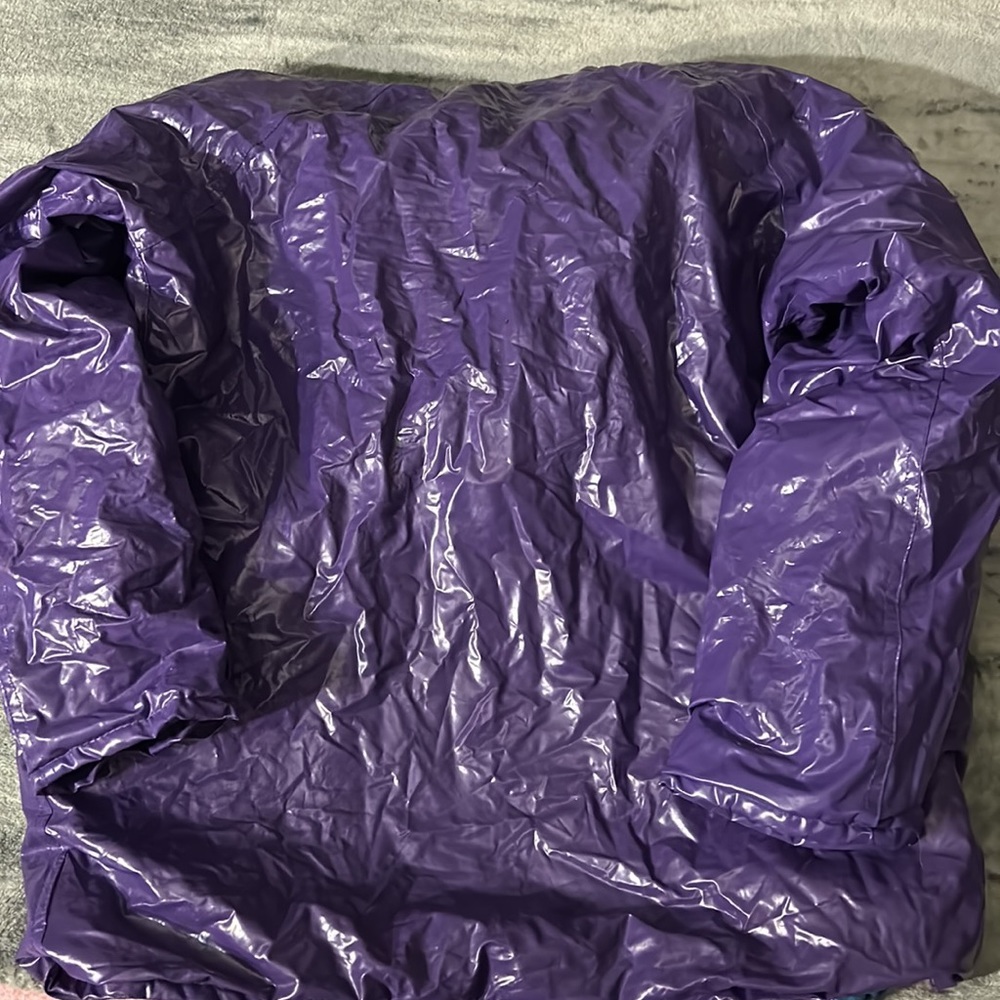 raincoat - Picture 5 of 9